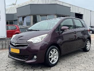 Vaurioauto  passenger cars Toyota Verso S 1.3 VVT-i Aspiration AUTOMAAT 2011/10