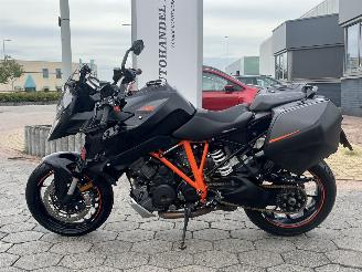 Schade motor KTM 1290 Super Duke R GT ABS 2020/1