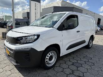 Schade bestelwagen Citroën Berlingo 1.5 BlueHDi 100 S&S L2 2024/11
