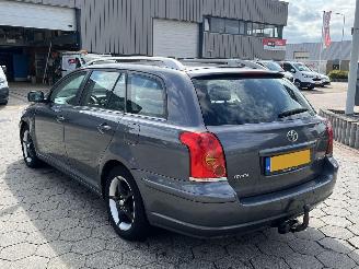 Toyota Avensis Wagon 2.0 VVTi Linea Sol picture 6