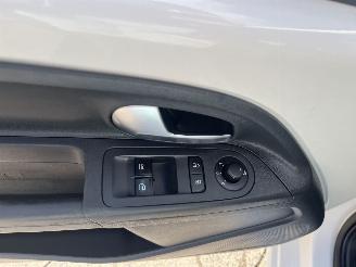 Volkswagen Up! 1.0 BMT move up! picture 16