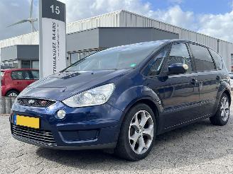 damaged passenger cars Ford S-Max 2.5-20V Turbo 2008/9
