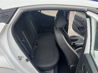 Hyundai I-10 1.0 Comfort 5-zits picture 14