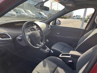 Renault Mégane Scénic 1.6 Expression picture 15