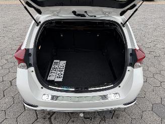 Toyota Auris Touring Sports 1.8 Hybrid Exclusive picture 11