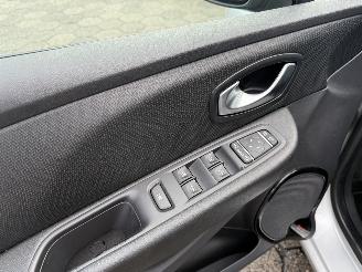 Renault Clio 0.9 TCe Intens picture 10
