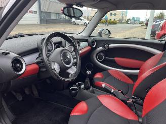Mini Cooper 1.6 Cooper picture 10