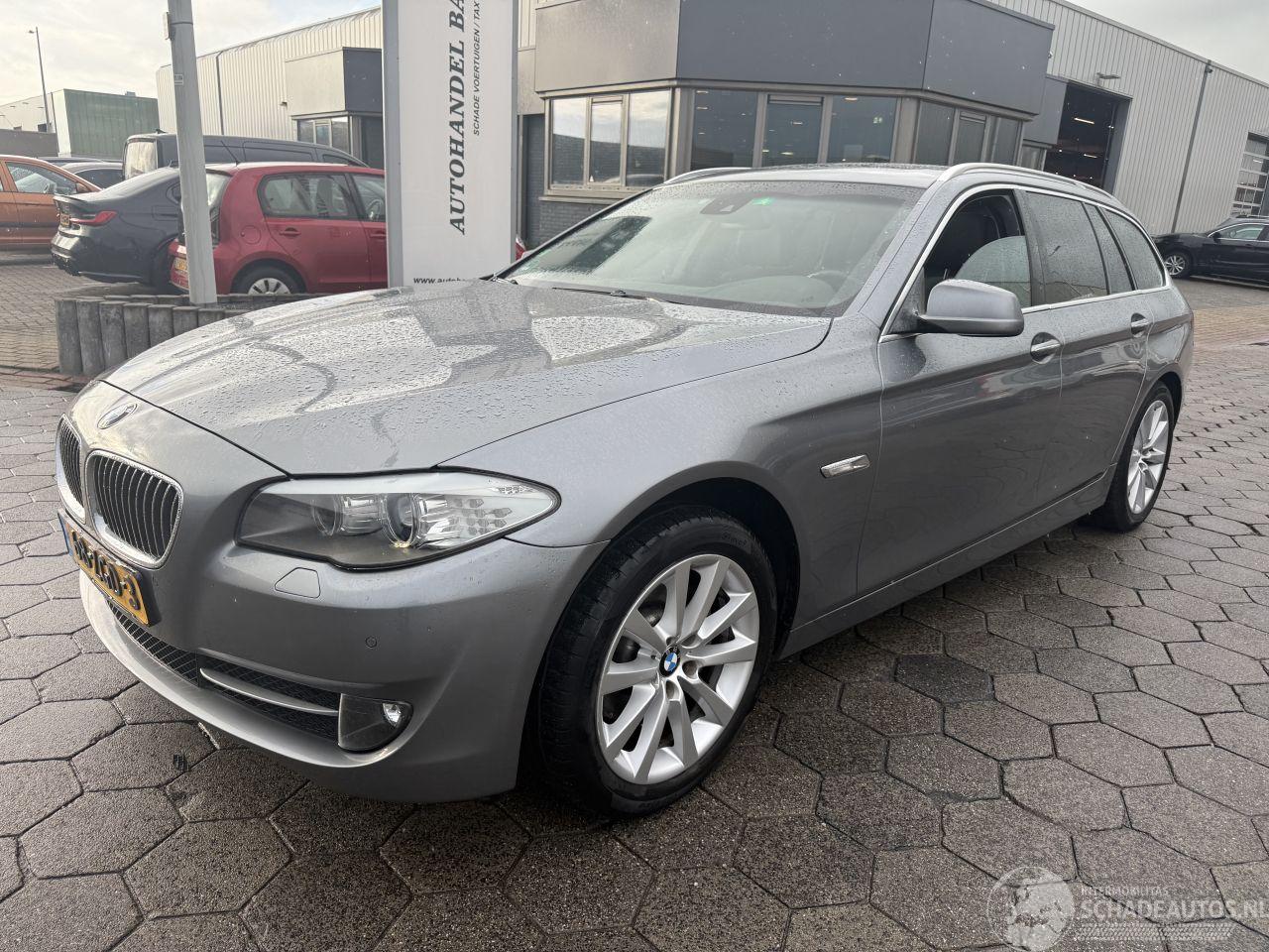 BMW 5-serie Touring 520d High Executive