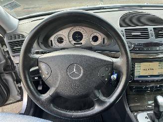 Mercedes E-klasse 320 Elegance AUTOMAAT picture 16