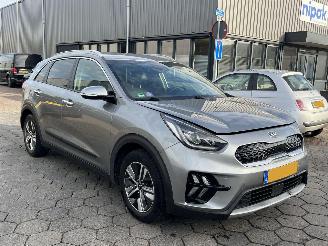 Kia Niro 1.6 GDi Hybrid DynamicPlusLine picture 3