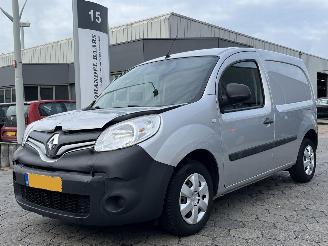 krockskadad bil bedrijf Renault Kangoo 1.5 dCi 75 Energy Comfort 2018/7