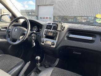 Kia Sportage 2.0 CVVT Comfort picture 13