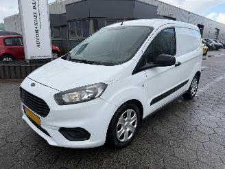 skadebil bedrijf Ford Transit Courier Van 1.5 TDCI Trend Duratorq S&S 2021/3