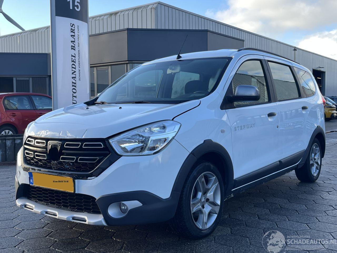 Dacia Lodgy 1.3 TCe Stepway 5p
