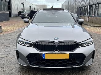 BMW 3-serie Touring 330e xDrive picture 2