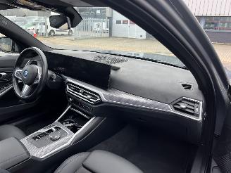 BMW 3-serie Touring 330e xDrive picture 14