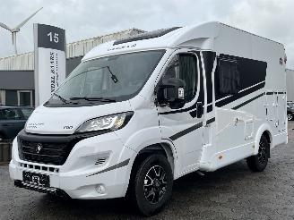 damaged campers Sunlight  2.2 Adventure Edition V60 103KW 2024/9