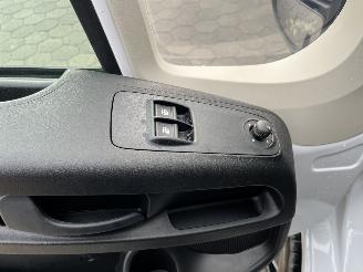 Sunlight  2.2 Adventure Edition V60 103KW picture 17