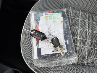 Fiat 500 1.0 Hybrid Lounge picture 20