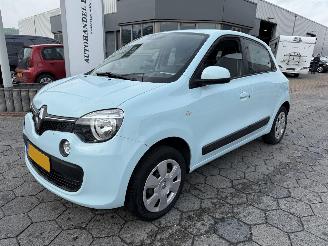 krockskadad bil auto Renault Twingo 1.0 SCe Collection 2016/4