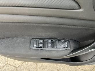 Renault Mégane Estate 1.2 TCe Limited picture 16