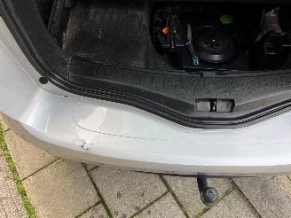 Renault Mégane Estate 1.2 TCe Limited picture 10