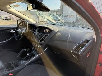 Ford Focus Wagon 1.6 TDCI ECOnetic Lease Titanium picture 16