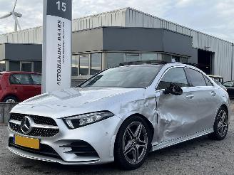 Coche accidentado Mercedes A-klasse 180 Business Solution AMG AUTOMAAT PANO 2018/11