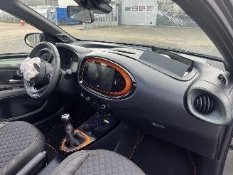 Toyota Aygo X 1.0 VVT-i MT Limited JBL picture 15
