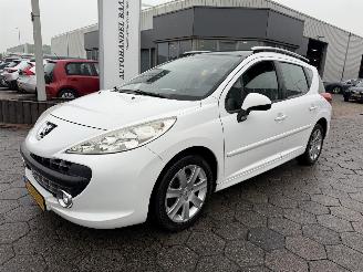 damaged passenger cars Peugeot 207 SW 1.6 VTi XS 2009/2