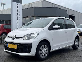 skadebil auto Volkswagen Up! 1.0 BMT move up! 2019/1