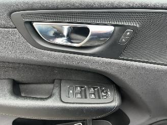 Volvo Xc-60 2.0 B4 Momentum Advantage AUTOMAAT picture 15