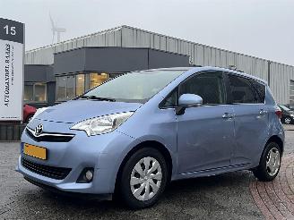 skadebil auto Toyota Verso S 1.3 VVT-i Aspiration 2012/1