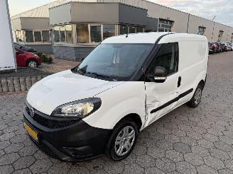 krockskadad bil bedrijf Fiat Doblo Cargo 1.3 MJ L1H1 Actual 2018/4
