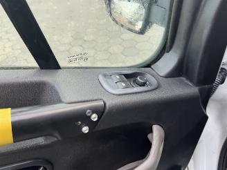 Renault Master T35 2.3 dCi L3H3 picture 17