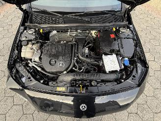 Mercedes A-klasse A-klasse 180 Premium Plus picture 9