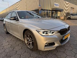 BMW 3-serie 320i High Executive picture 3