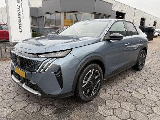 damaged passenger cars Peugeot 3008 e-3008 Allure Avantage 210 73 kWh NIEUW! 267km 2025/11