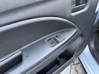 Mitsubishi Space-star 1.0 Cool+ picture 10