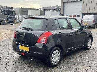 Suzuki Swift 1.3 Base picture 4
