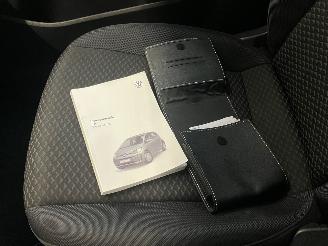 Volkswagen Up! 1.0 beats picture 21