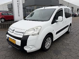 skadebil auto Citroën Berlingo Multispace 2016/12