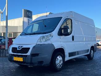 skadebil bedrijf Peugeot Boxer 335 2.2 HDI L2H2 2011/6