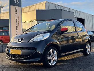 skadebil auto Peugeot 107 1.0-12V XR 2008/6