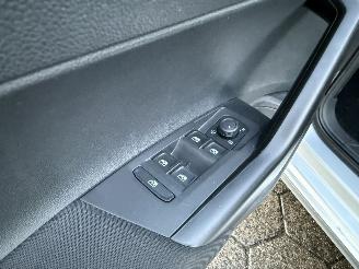 Volkswagen Polo Autom 1.0 TSI Life Business picture 10