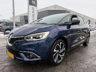 skadebil auto Renault Scenic 1.3 TCe Bose 2019/12
