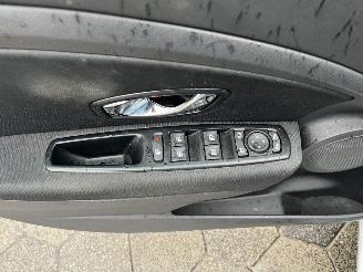 Renault Mégane Estate 1.2 TCe Limited picture 14