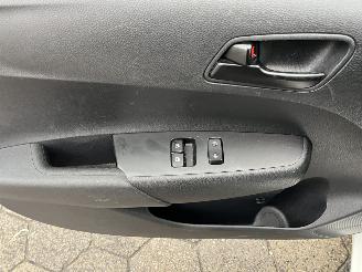 Kia Picanto 1.0 CVVT EconomyPlusLine picture 13