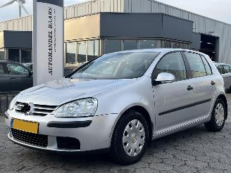 krockskadad bil auto Volkswagen Golf 1.4 Turijn 2005/9