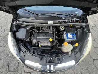 Opel Corsa 1.2-16V Business picture 7